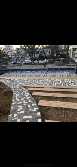 習志野市役所